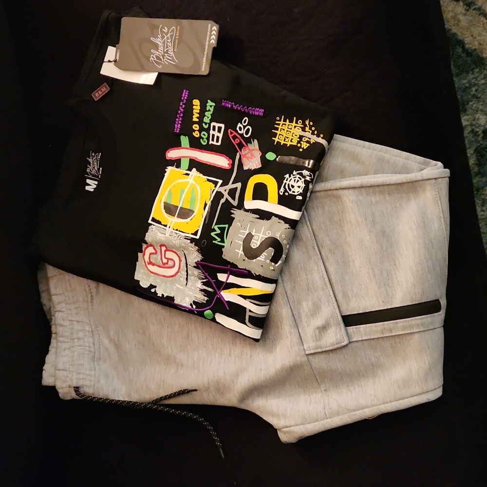 GET THE OUTFIT FOR $50.00. Men's swear pants. NWT